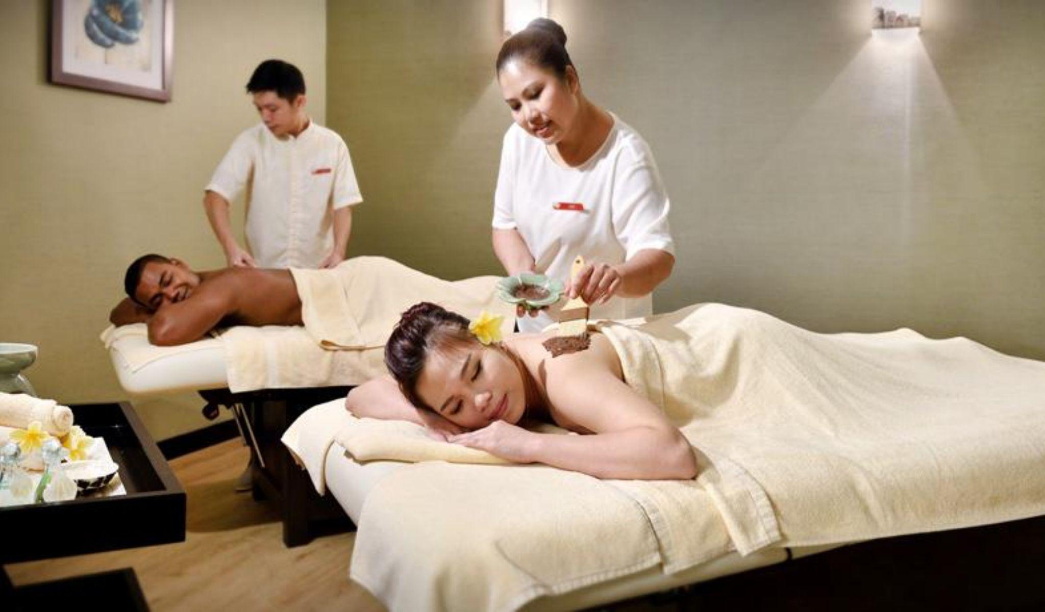 Lexis Suites Penang Bayan Lepas Eksteriør bilde Thai massage
