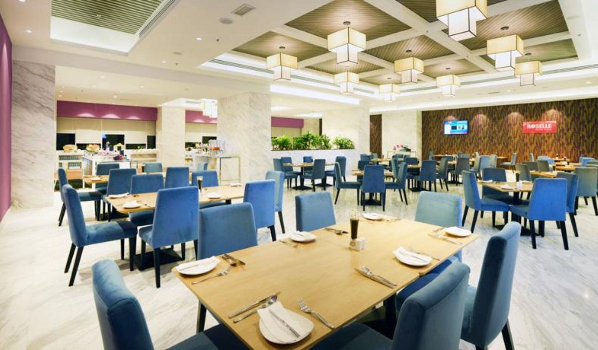 Lexis Suites Penang Bayan Lepas Eksteriør bilde The restaurant