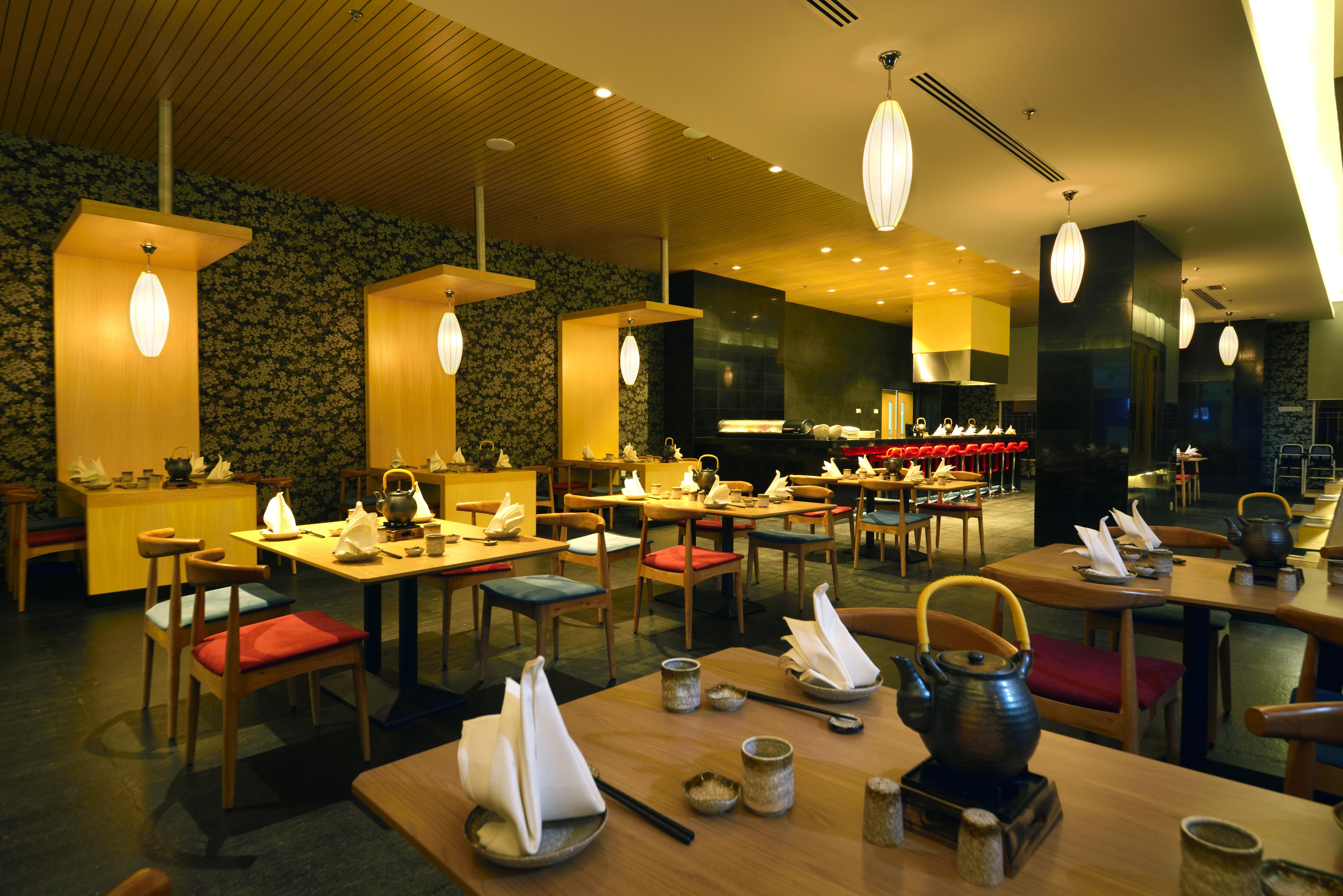 Lexis Suites Penang Bayan Lepas Eksteriør bilde The interior of a restaurant in Kuala Lumpur, Malaysia