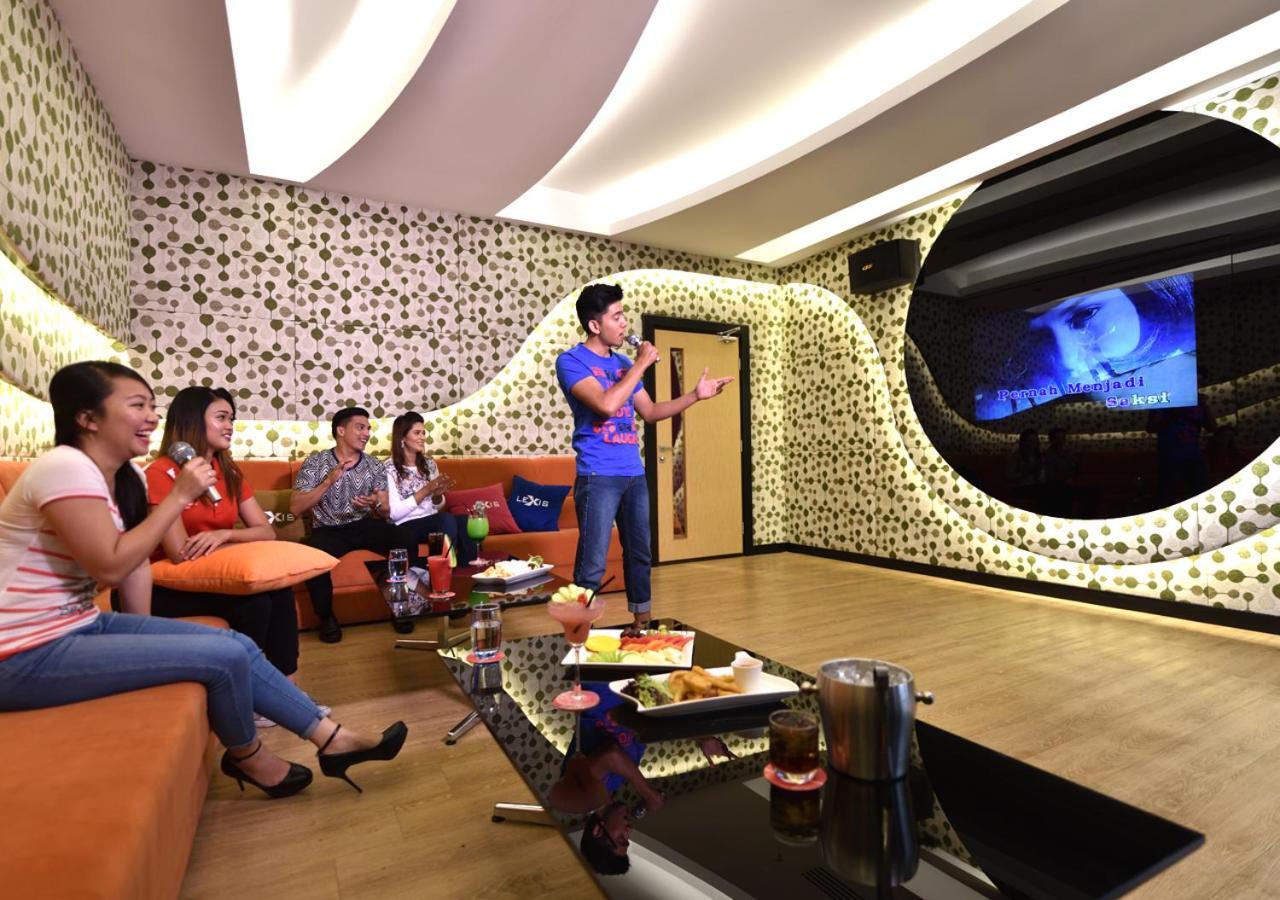 Lexis Suites Penang Bayan Lepas Eksteriør bilde A karaoke box in Shanghai, China